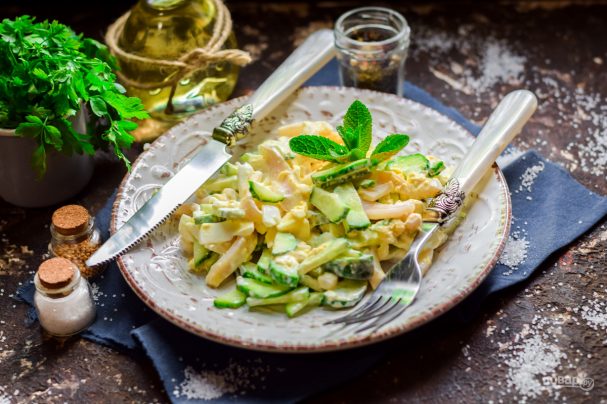 Салат с кальмаром и сметаной