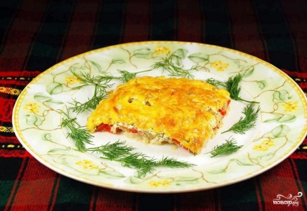 Рыба в духовке со сметаной и сыром