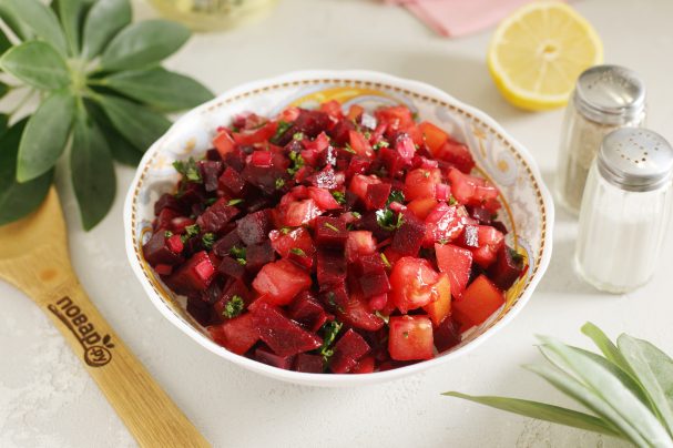 Марокканский свекольный салат
