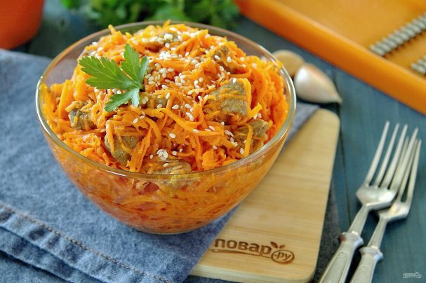 Корейская морковь с мясом