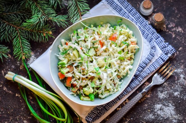 Салат из китайской капусты